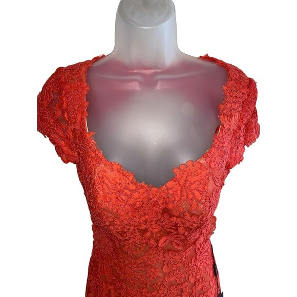 NWT La Femme Coral Lace Backless Formal Evening Gown Size 6 Coral - Picture 6 of 11